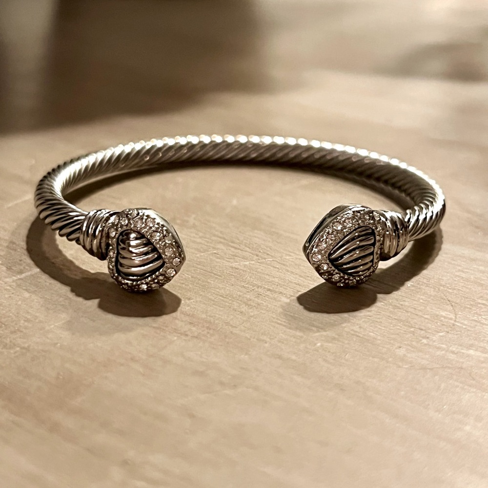 Twisted cable rope silver bracelet with hearts
